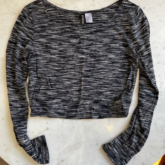 3/$15 H&M Crop Top, S - Picture 2 of 3